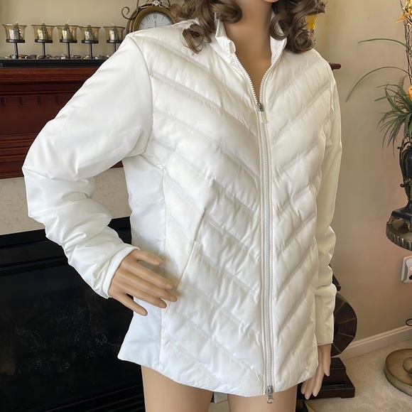 Brand New Nike Aeroloft Ventilated Lightweight Warmth Golf Cream Zippered Jacket - Picture 4 of 16
